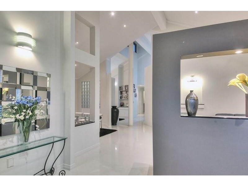 11 Capstan Place, Macgregor QLD 4109