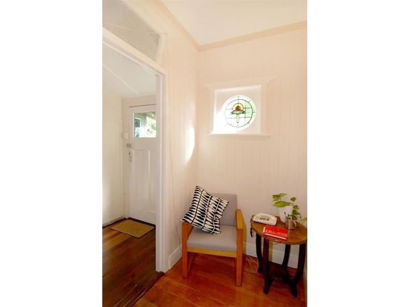 28 Rosary Crescent, Highgate Hill QLD 4101