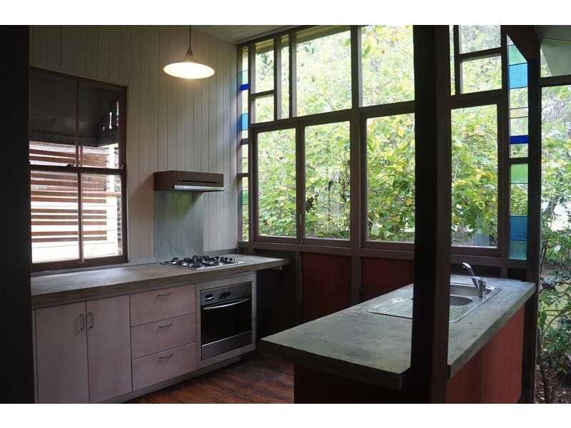 55 Mossgrove Street, Woolloongabba QLD 4102