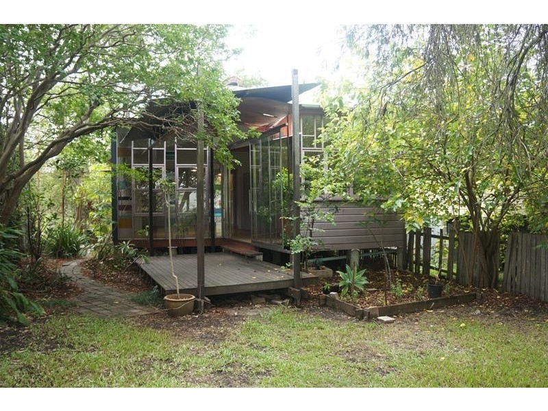 55 Mossgrove Street, Woolloongabba QLD 4102