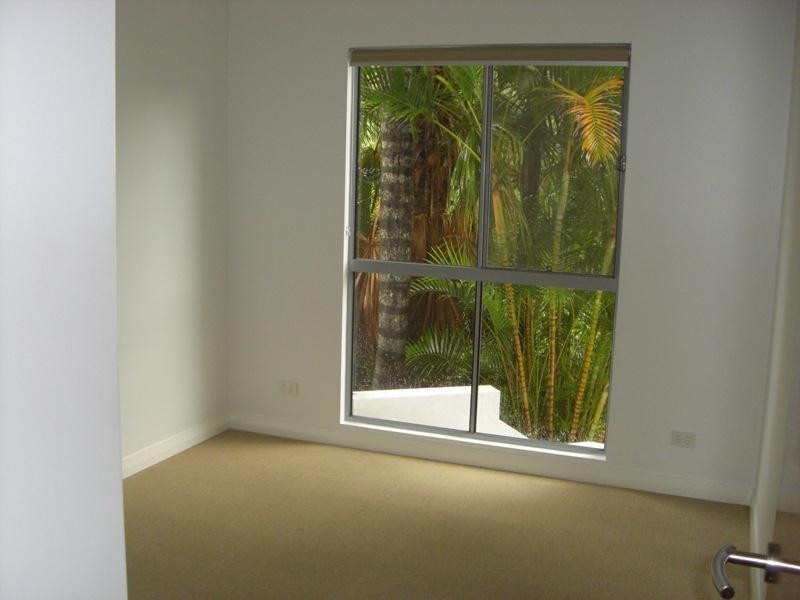 35 Picasso Street, Carina QLD 4152