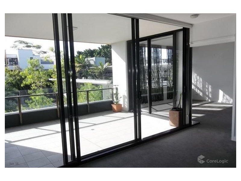 311/10 Pidgeon Close, West End QLD 4101