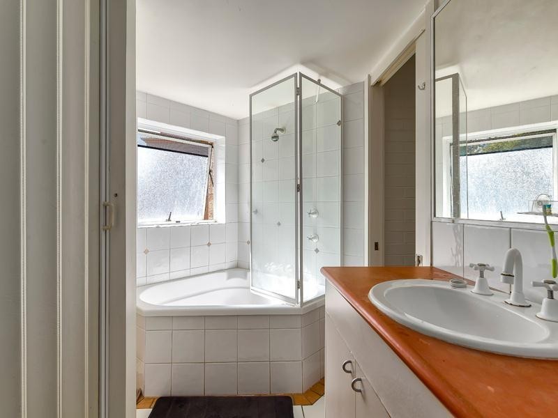 10/492 Main Street, Kangaroo Point QLD 4169