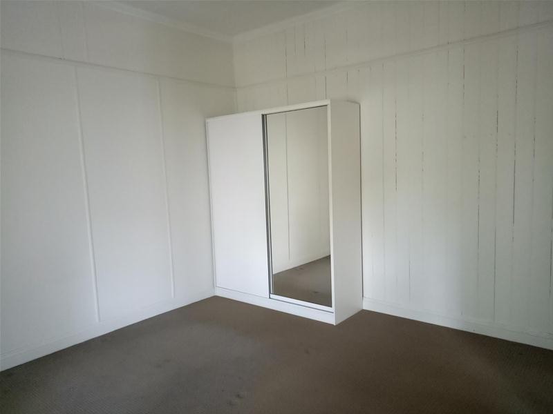 2/15 Ross Street, Woolloongabba QLD 4102