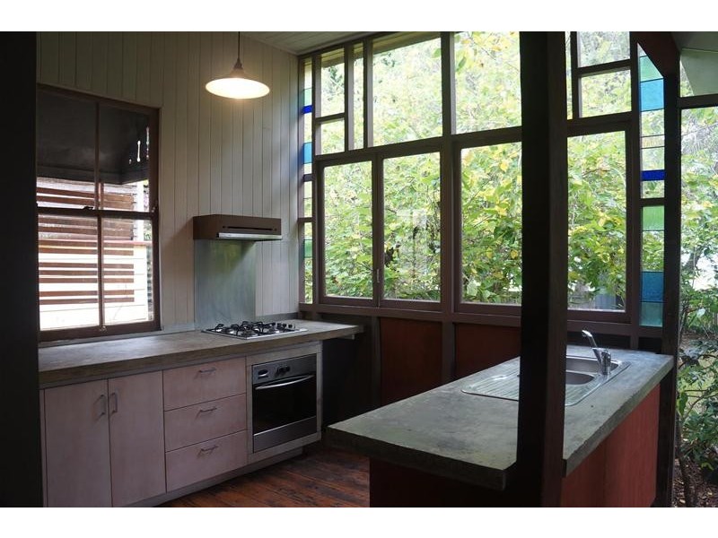 55 Mossgrove Street, Woolloongabba QLD 4102