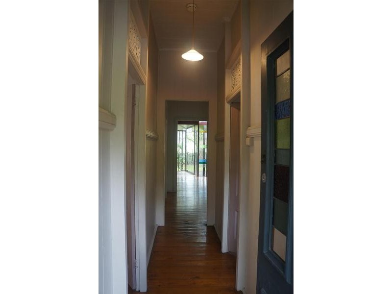 55 Mossgrove Street, Woolloongabba QLD 4102