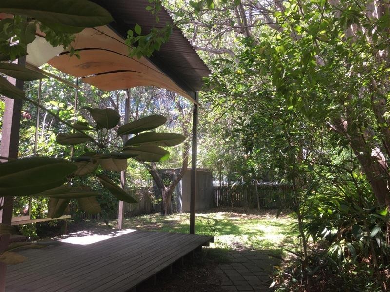 55 Mossgrove Street, Woolloongabba QLD 4102