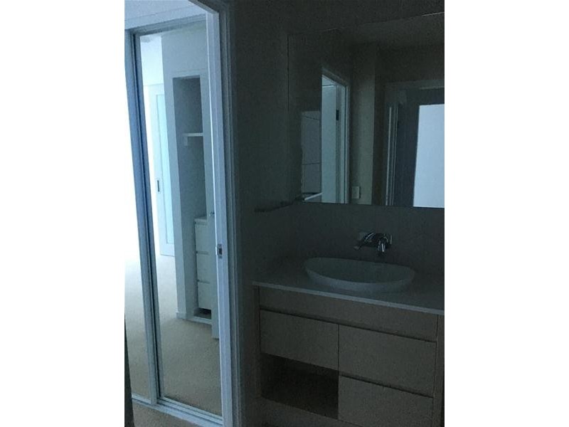 G04/32 Russell Street, South Brisbane QLD 4101