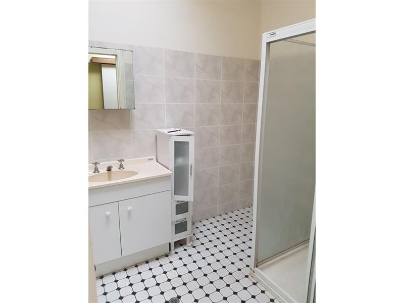 3/54 Broadway  Street, Woolloongabba QLD 4102