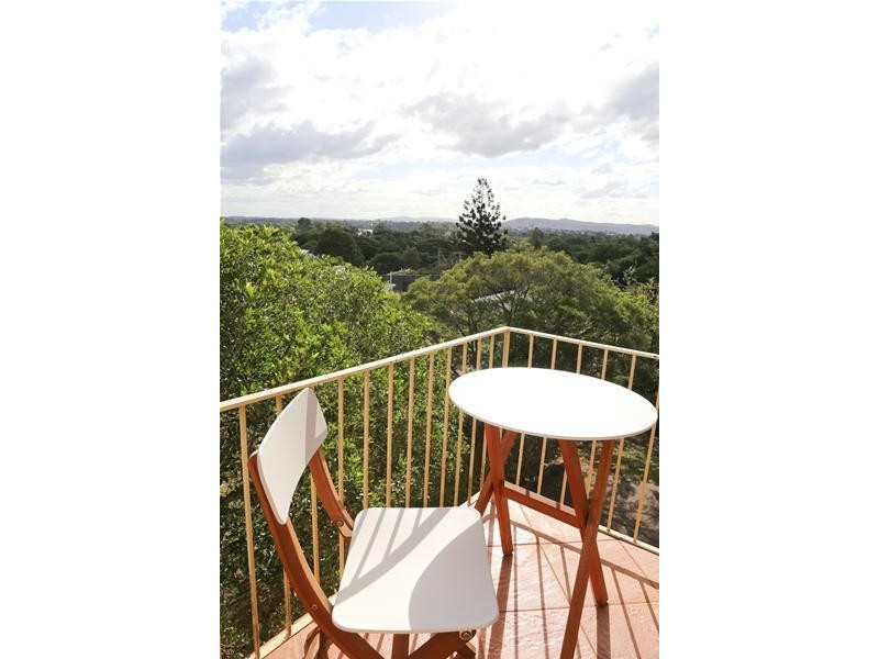 6/23 Wilkins Street East, Annerley QLD 4103