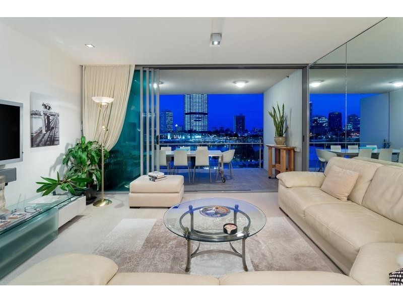 806/161 Grey Street, South Brisbane QLD 4101