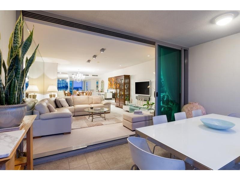 806/161 Grey Street, South Brisbane QLD 4101