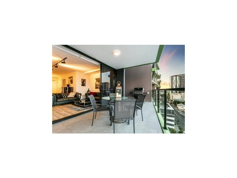 1084/9 Edmondstone Street, South Brisbane QLD 4101