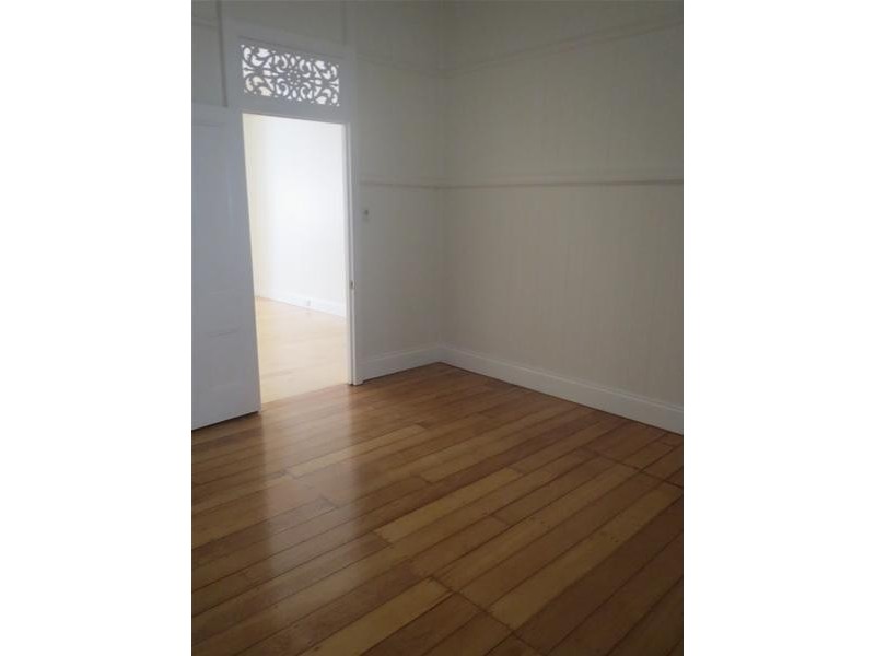 40 Fairfield Road, Fairfield QLD 4103