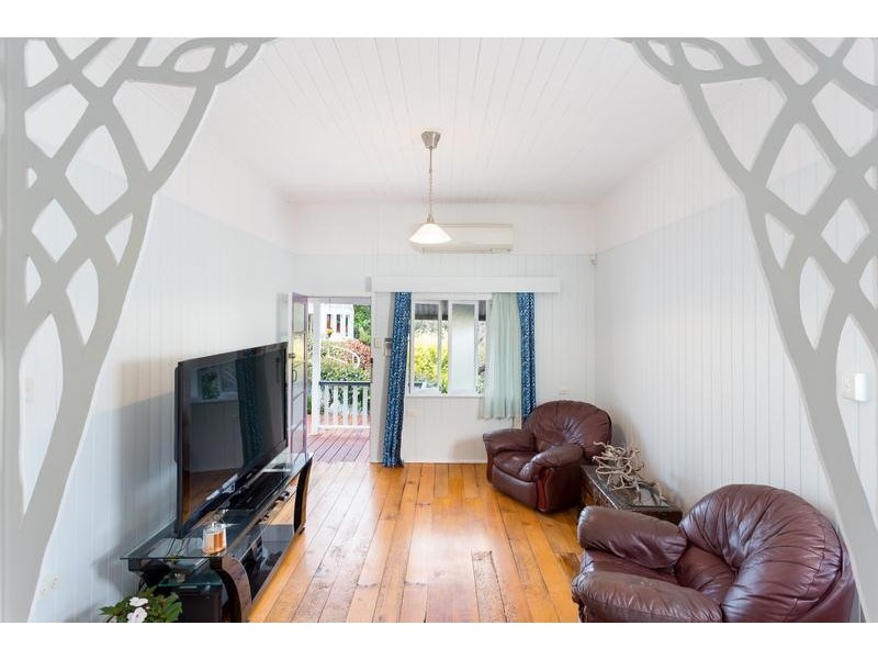 1 Rosecliffe Street, Highgate Hill QLD 4101