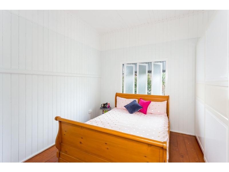 1 Rosecliffe Street, Highgate Hill QLD 4101