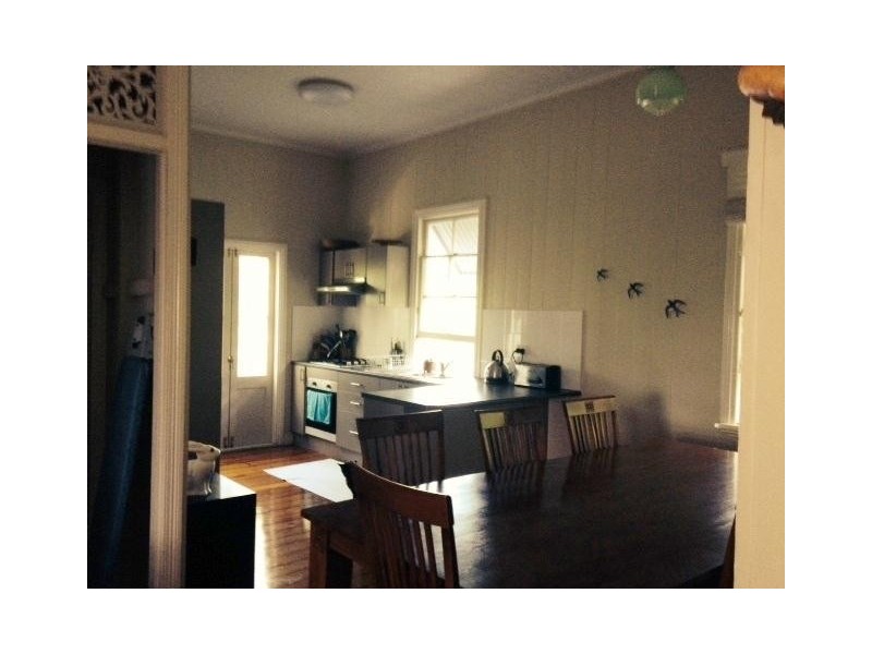 100 Gladstone Road, Highgate Hill QLD 4101