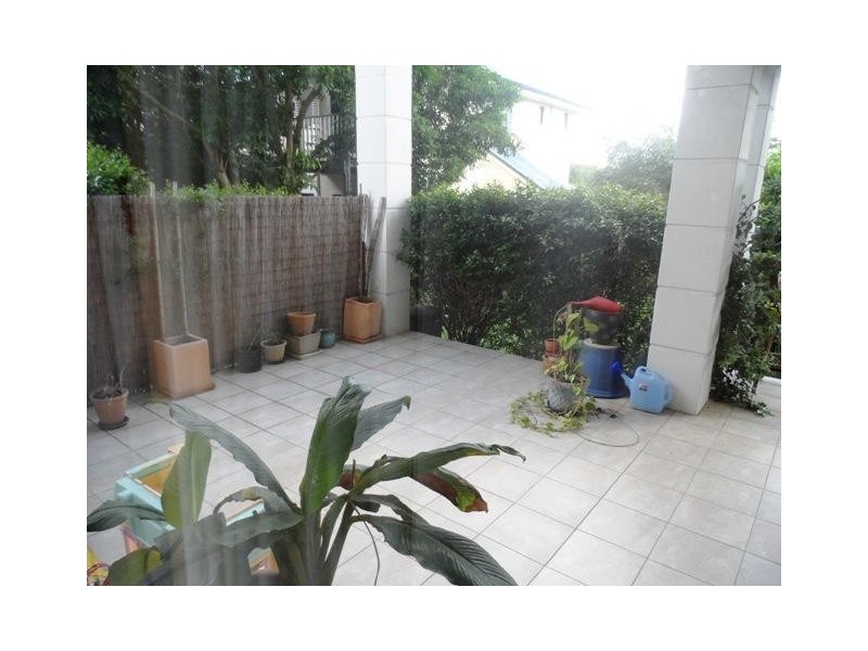 2/39 Edmondstone Street, South Brisbane QLD 4101