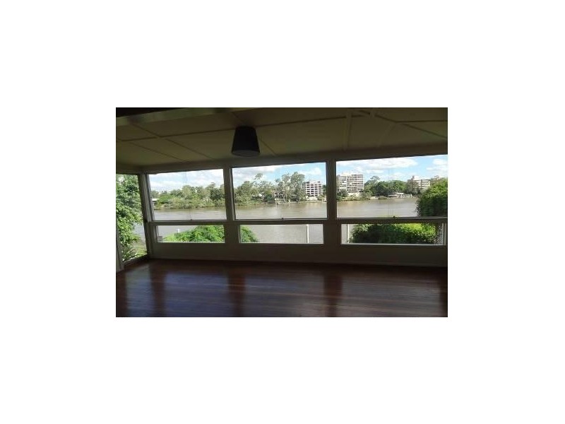 13 Glenfield Street, West End QLD 4101