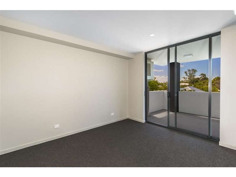 18 Bridge Street, Nundah QLD 4012