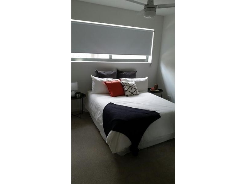 4/110 Nicholson Street, Greenslopes QLD 4120