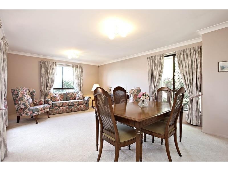 5 Mackenzie Court, Carindale QLD 4152