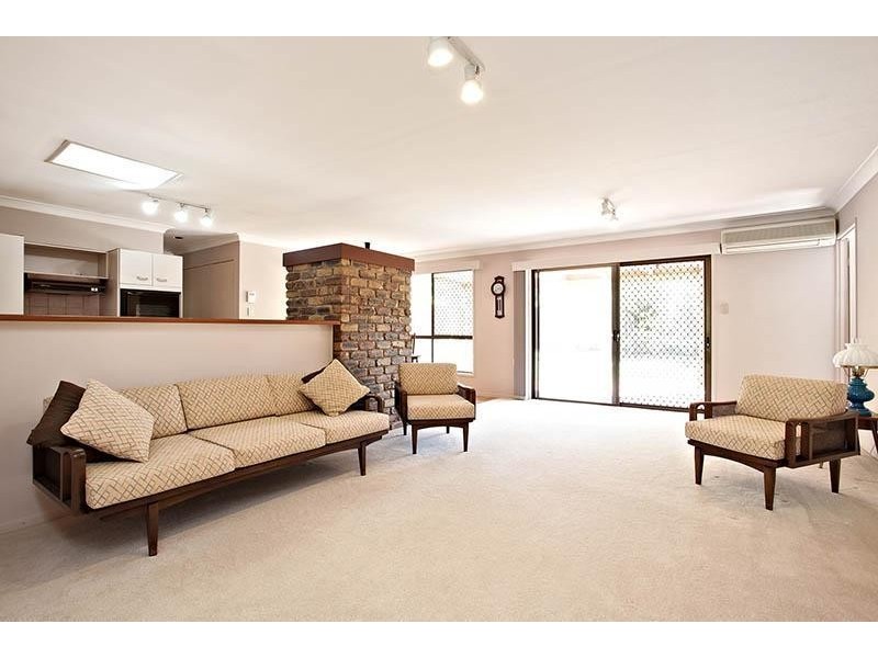 5 Mackenzie Court, Carindale QLD 4152