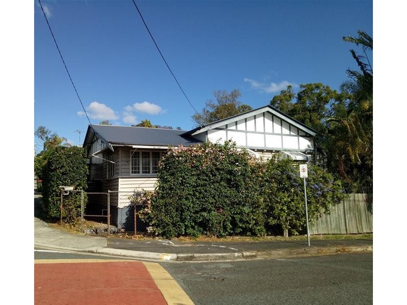 82 Fanny Street, Annerley QLD 4103