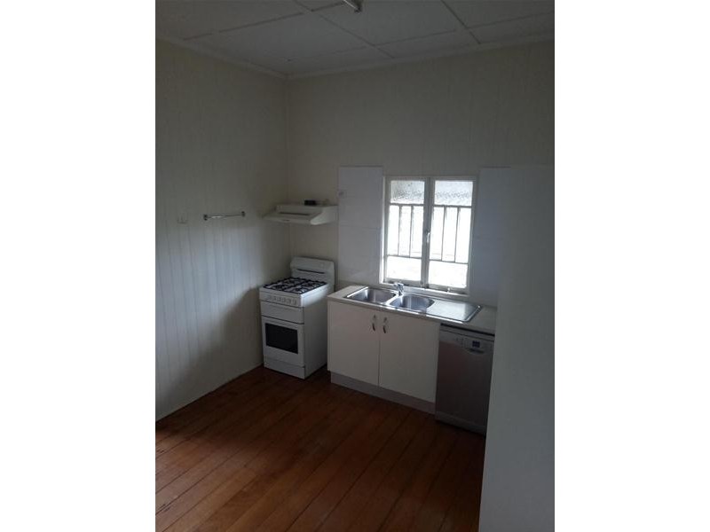 82 Fanny Street, Annerley QLD 4103