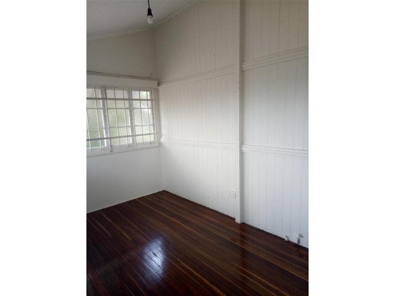 82 Fanny Street, Annerley QLD 4103