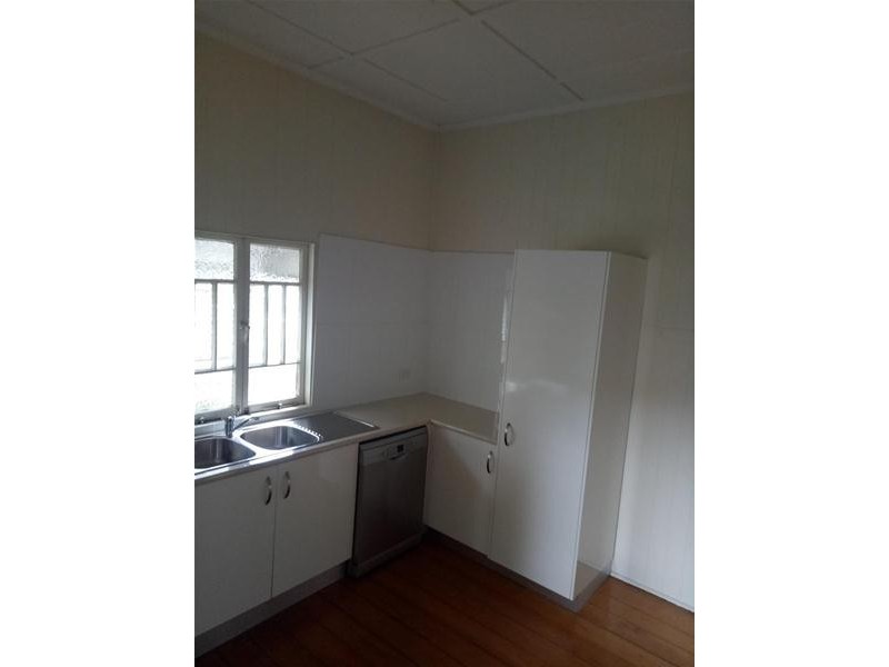 82 Fanny Street, Annerley QLD 4103