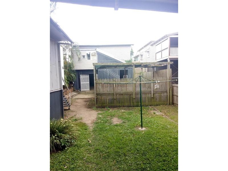 82 Fanny Street, Annerley QLD 4103