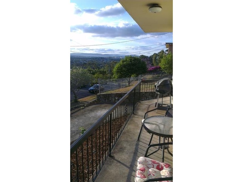 1/54 Crest Street, Mount Gravatt East QLD 4122