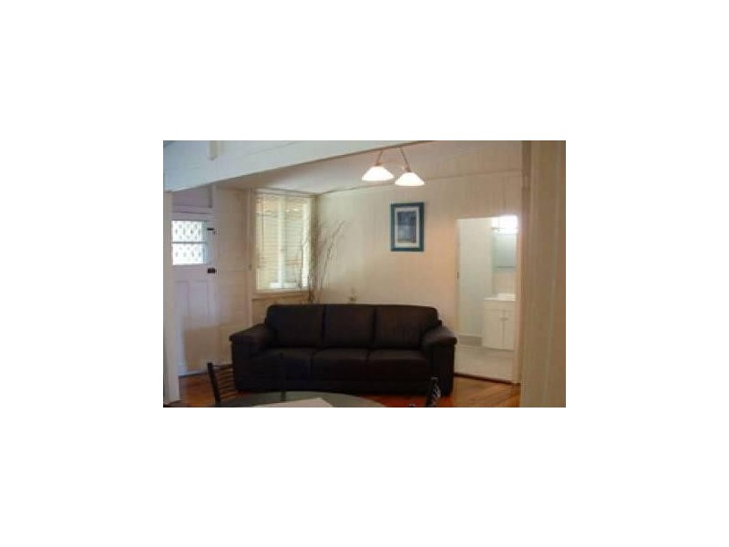 76 Emperor Street, Annerley QLD 4103