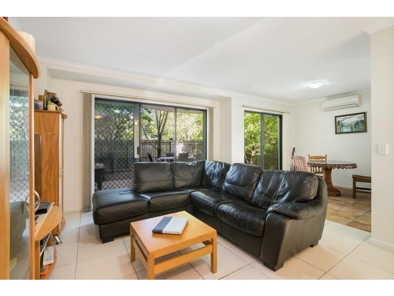 69 Stafford Street, East Brisbane QLD 4169