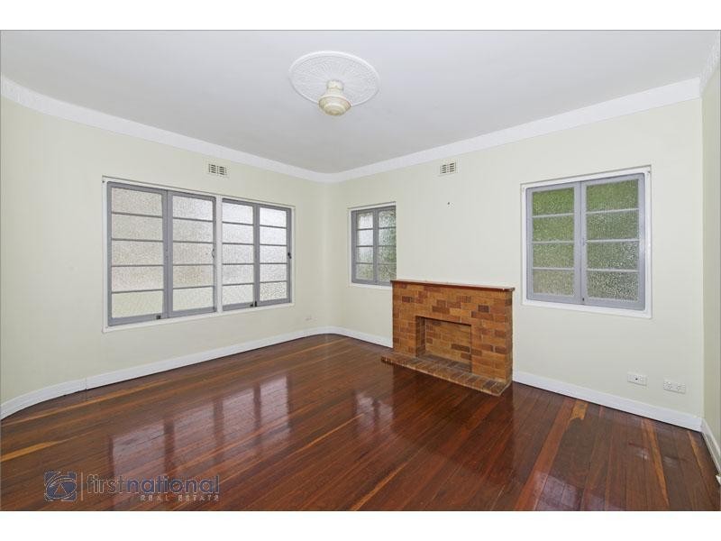 39 Chermside Street, Highgate Hill QLD 4101