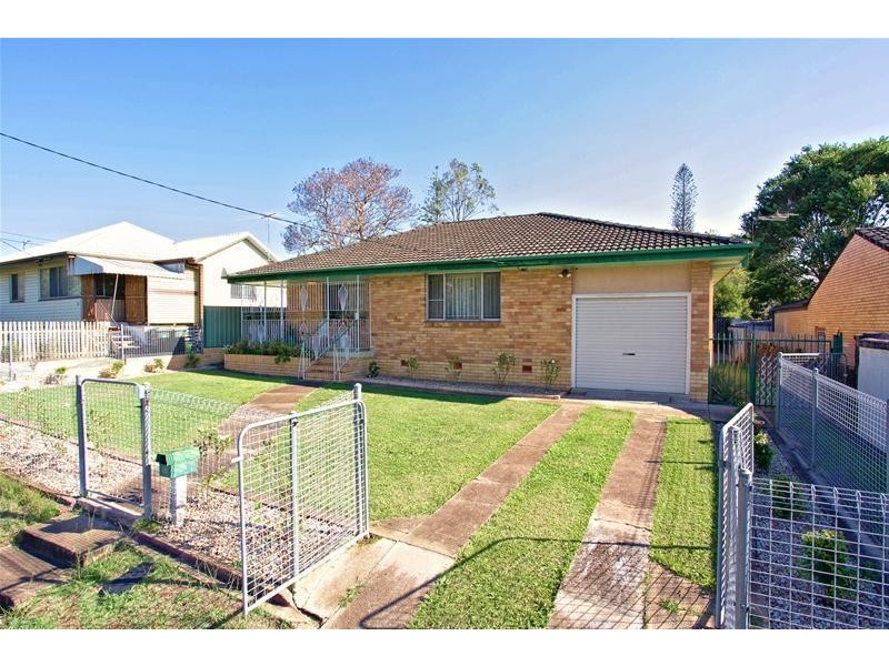 54 Vallely Street, Annerley QLD 4103