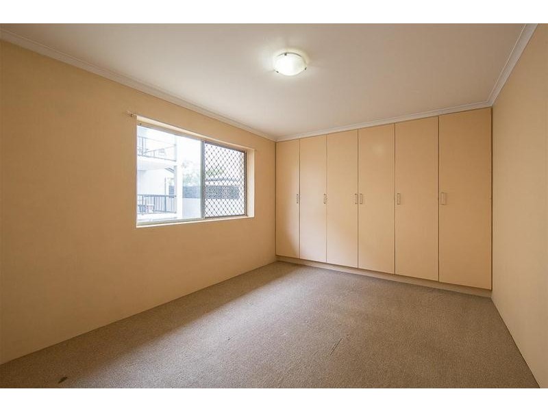 4/54 Crest Street, Mount Gravatt East QLD 4122