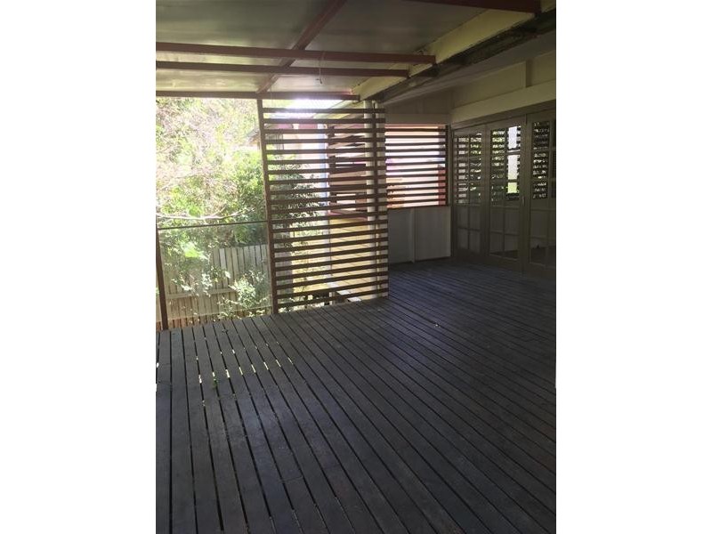 57 Mossgrove Street, Woolloongabba QLD 4102