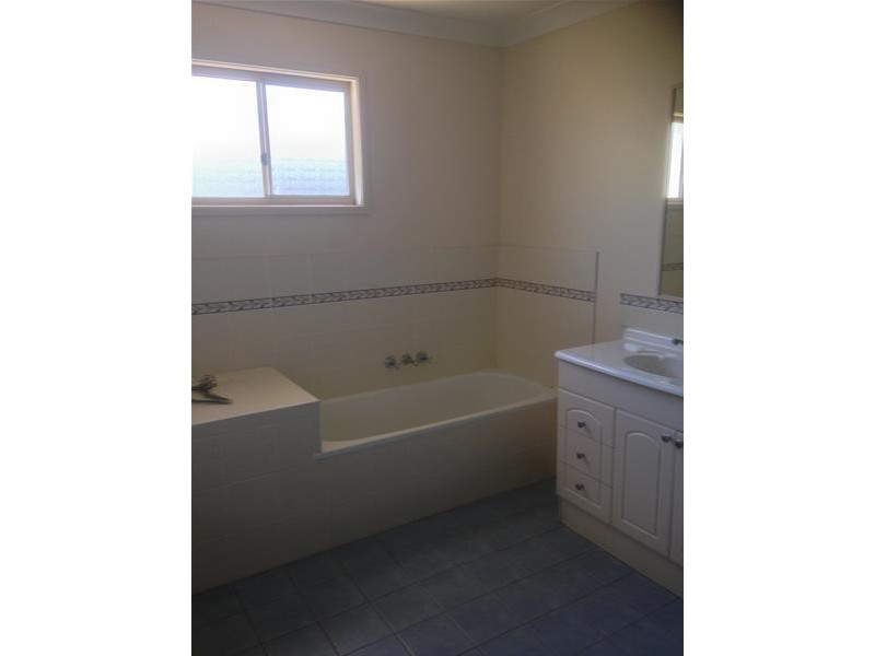 16 Woolton Street, Tarragindi QLD 4121