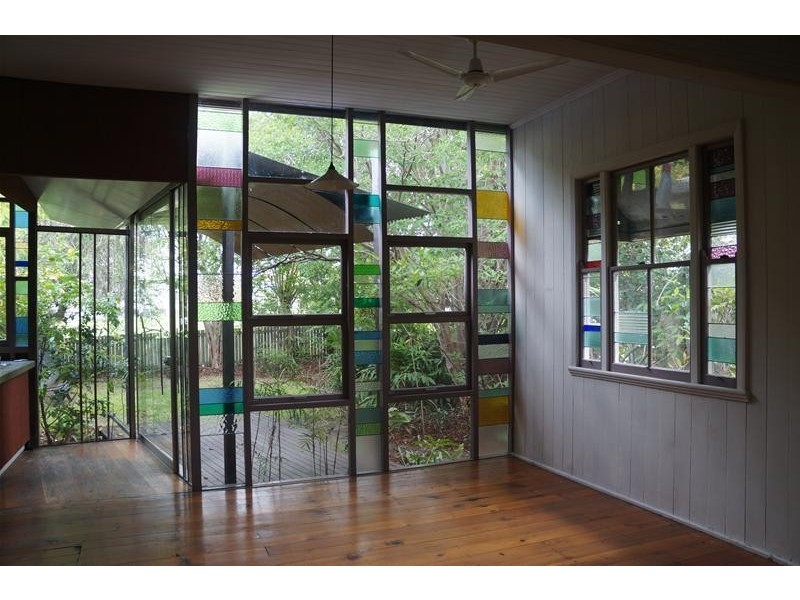 55 Mossgrove Street, Woolloongabba QLD 4102