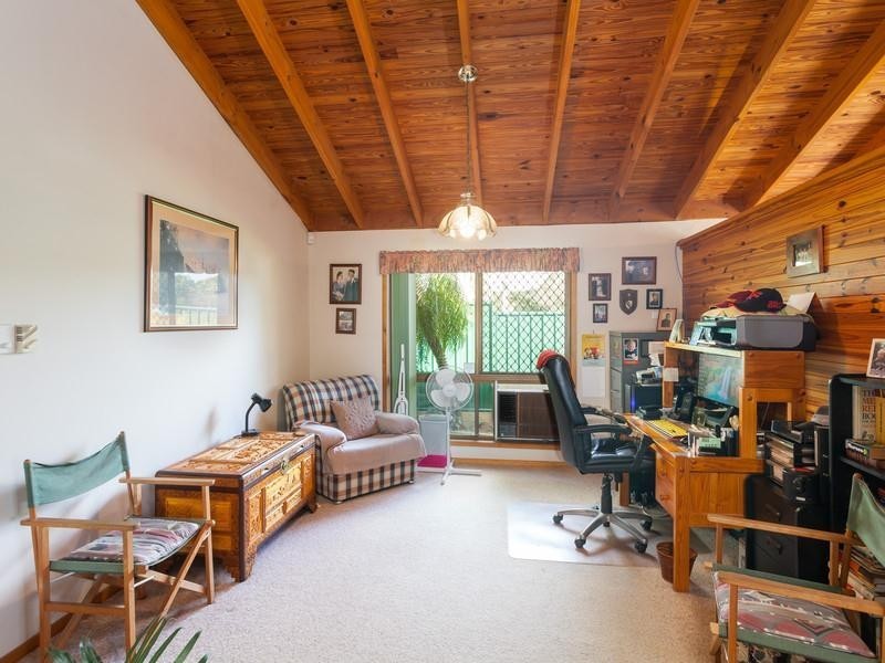 84 Pareena  Crescent, Mansfield QLD 4122