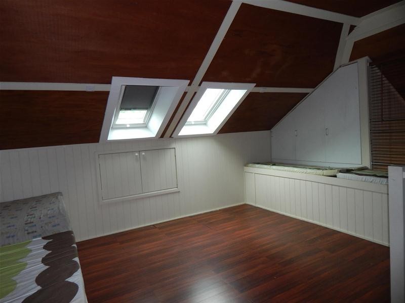 57 Mossgrove Street, Woolloongabba QLD 4102