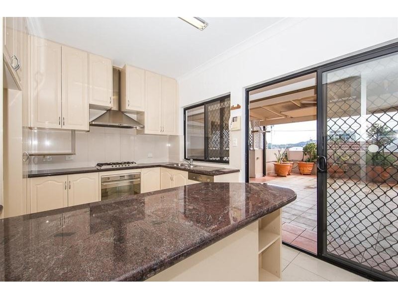 9/39 Edmondstone Street, South Brisbane QLD 4101