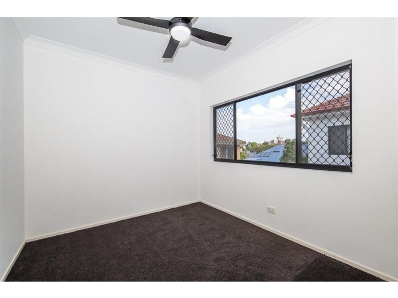 9/39 Edmondstone Street, South Brisbane QLD 4101