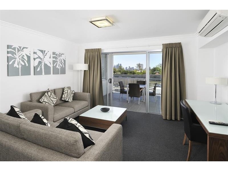 203/19 O’Keefe Street, Woolloongabba QLD 4102