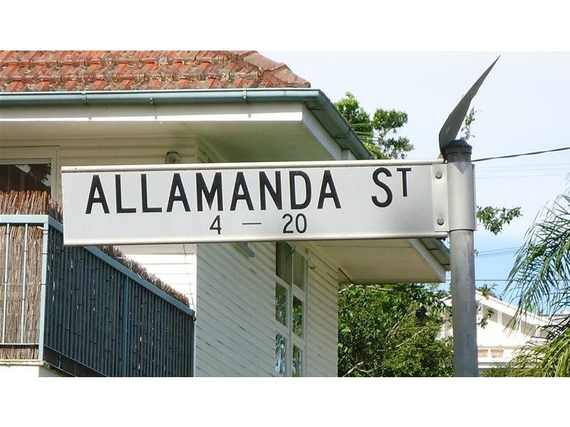 11 Allamanda Street, Fairfield QLD 4103