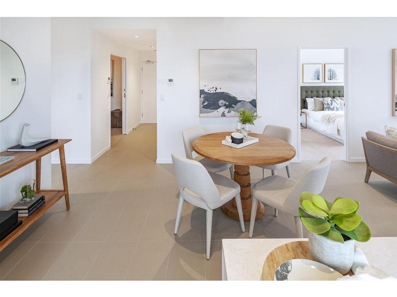 10204/310 MacArthur Avenue, Hamilton QLD 4007