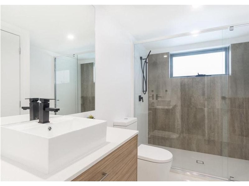 102/25 Walsh Street, Milton QLD 4064