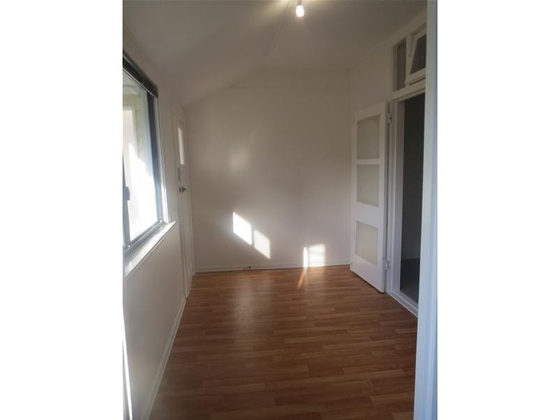 2/15 Ross Street, Woolloongabba QLD 4102